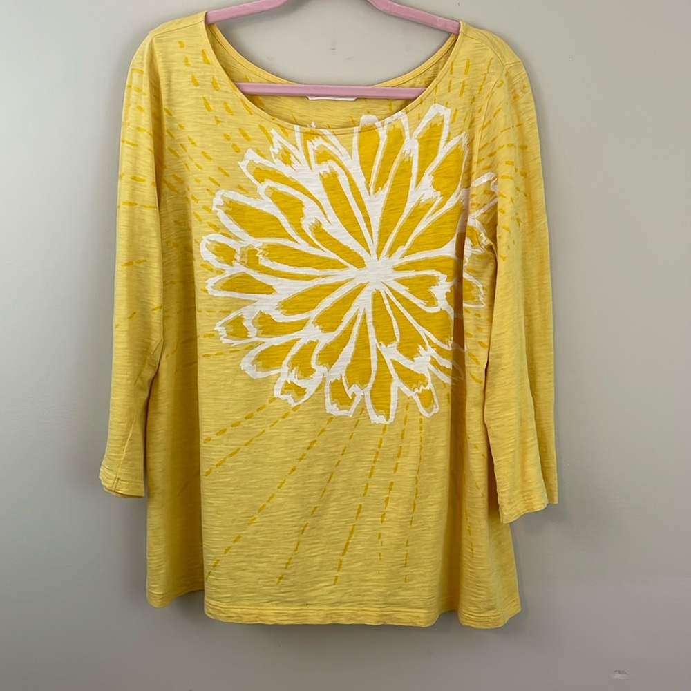 Old Navy top floral yellow XL